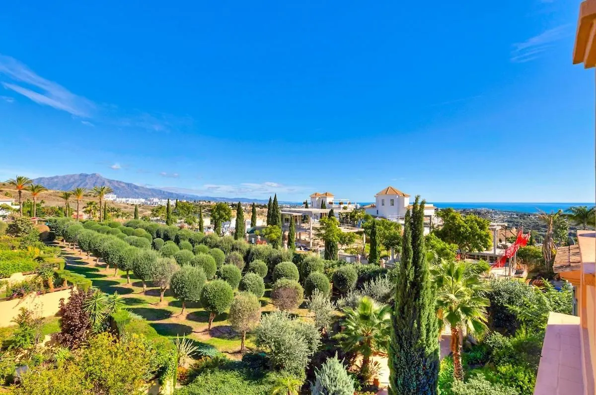 Stunning Sea View Penthouse Lejlighed Estepona 0*,  Spanien